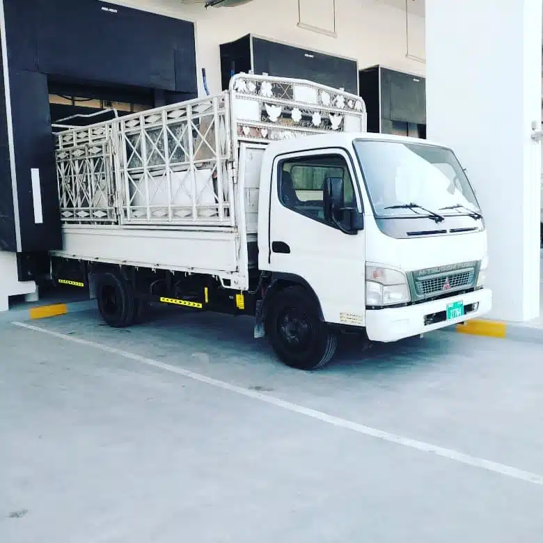 1 Ton Pickup For Rent In Villa Nova Dubai 0559972621